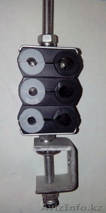 Зажим для прокладки кабеля или фидера (клэмпы,  держатели). #1199355