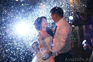 Спецэффекты на свадебный танец. Мыльные пузыри в Костанае #984903