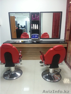 В действующем салоне красоты сдаются в аренду:  #1225028