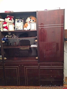 Продается крепкий и удобный шкаф-стенка #1219019