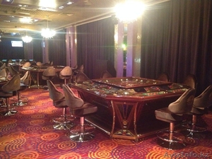 Казино/Зал игровых автоматов #1233422