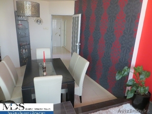 недвижимость в Болгари трёхкомнатная квартира в Варне обзаведённая #1229895