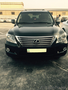 Внедорожник Lexus LX570 #1230321