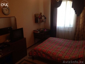 Продам уютную 2-х комнатную квартиру напротив клуба 