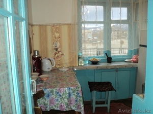 продам 2-х комнатную квартиру в кирпичном доме в центре #1251158