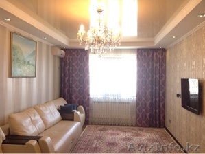 Продам  две  4 комн  кв в элитном огороженном доме в центре,  р-н  ДСК #1261278