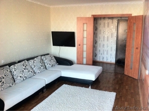 Сдам посуточно укомплектованную 2 комн кв р-н Изумуруд #1269286