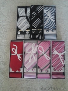 Подарочный набор галстук,  запонки,  платок,  зажим #1280019