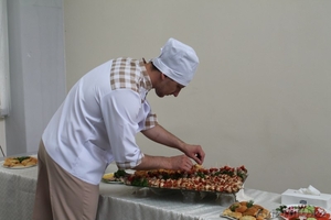 Повара на выезд,  кейтеринг,  фуршеты #1291095