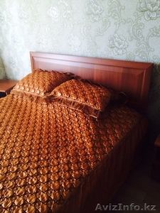 Продам кровать,  2 тумбы,  матрас к кровати #1285955