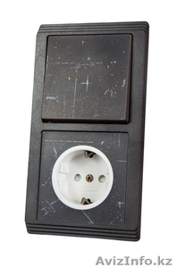 Розетки и выключатели белые серии LUXOR черные немецкой фирмы KOPP #1296956