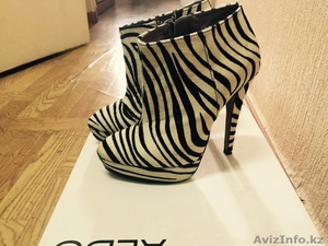 Продам шикарные ботильоны Aldo из меха пони и замшевые ботильоны #1316460