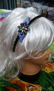 Ободок цветочек,  тонкий с пайетками,  клетка 46271. #1312174