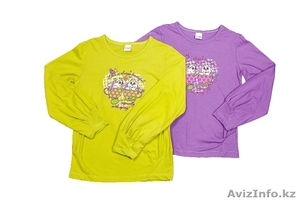 Джемпер с рисунком зайчики в чашечке 311165  #1313539