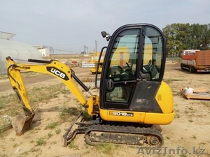 Мини-экскаватор среднего размера JCB 8018 ZTS  #1308844