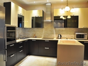 Продам трехкомнатную квартиру по улице Иманбаева #1315749