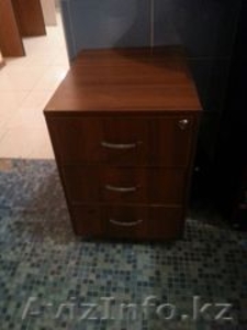 Тумба офисная с ящиками #1344276