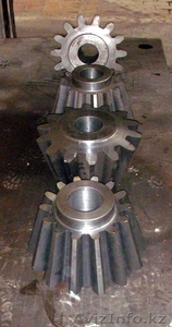 Шестерни конические с гипоидным,  круговым,  ровным и косым зацеплением #1361435