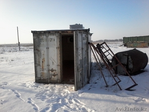 Промышленный холодильник для хранения мясной продукции.  #1364496