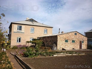 Капитальный дом 270 кв.м. 15 соток с урожаем. Срочно. Торг #1475037