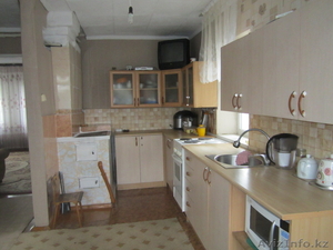 продам большой  стоящий на углу дом #1514545