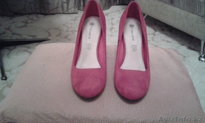 Продам красные замшевые туфли #1535783