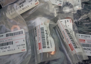 Форсунки топливные на экскаватор погрузчик  Hitachi (Хитачи) #1542368