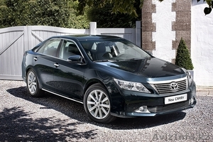 Аренда транспорта Toyota Camry 50 с водителем #1550196