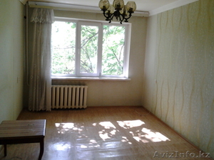 2-х комнатная квартира,  Алмалинский район,  ул.Айтеке би уг.ул Джумалиева #1585376