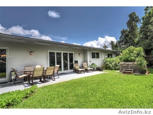 Прекрасный дом в Майами #1601779