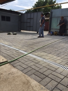 Укладка брусчатки и тротуарной плитки любимой сложности! Гарантия качества! #1608498