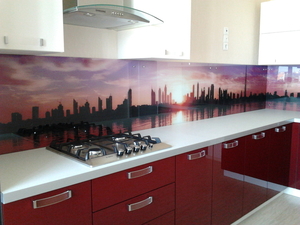 Фартуки для кухни из стекла #1648628