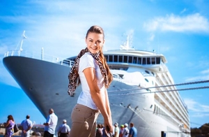 Стюардесса (стюард) морского пассажирского флота #1650811