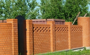 Строительство забора из кирпича от ТОО 