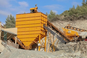 Бункеры / Вибропитатель для песка  #1659175