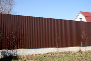 Установка забора из проф. листа. #1659461