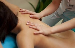 В массажный кабинет при фитнес центре при гостинице требуется массажист #1668020