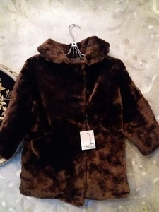Продам детскую цигейковую шубку новую Литва #1672272