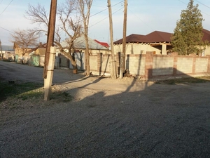 Дом продам в хорошом районе не далеко  от центра  #1678857