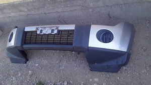 Mitsubishi Pajero 4 бампер передний #1684818