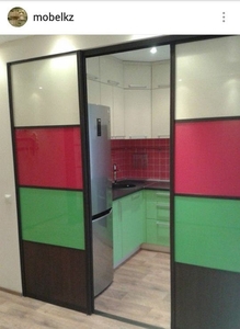 Раздвижные двери купе – отличный вариант для тех,  кто ценит безопасность и ф #1698918