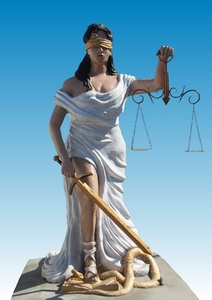 ХОЧЕШЬ СТАТЬ ВОСТРЕБОВАННЫМ ЮРИСТОМ !? #1728129