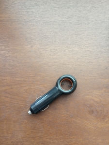 Продам ионизатор воздуха,  новый,  автомобильный,  нейтрализует запахи #1735417