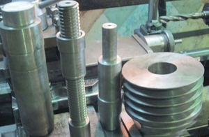 Токарь #1736386