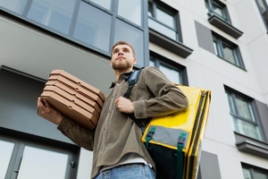 Требуется Курьер Glovo. #1741540