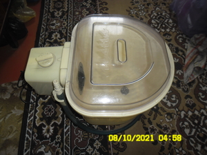 Стиральную машинку советских времен рабочая #1745543