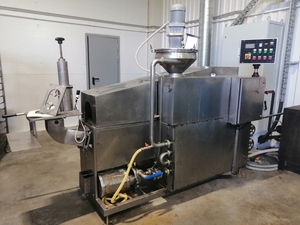 Продам Б/У  плавитель -  чеддеризатор 