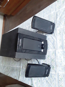 Продам MICROLAB  M-310 сабвуфер с усилителем  и двумя колонками. Выходная мощнос #1751765