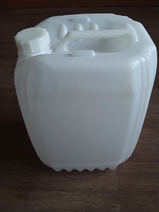 Продам 2 пластиковые канистры  для воды по 10 литров (по 3 000 тг) #1753330